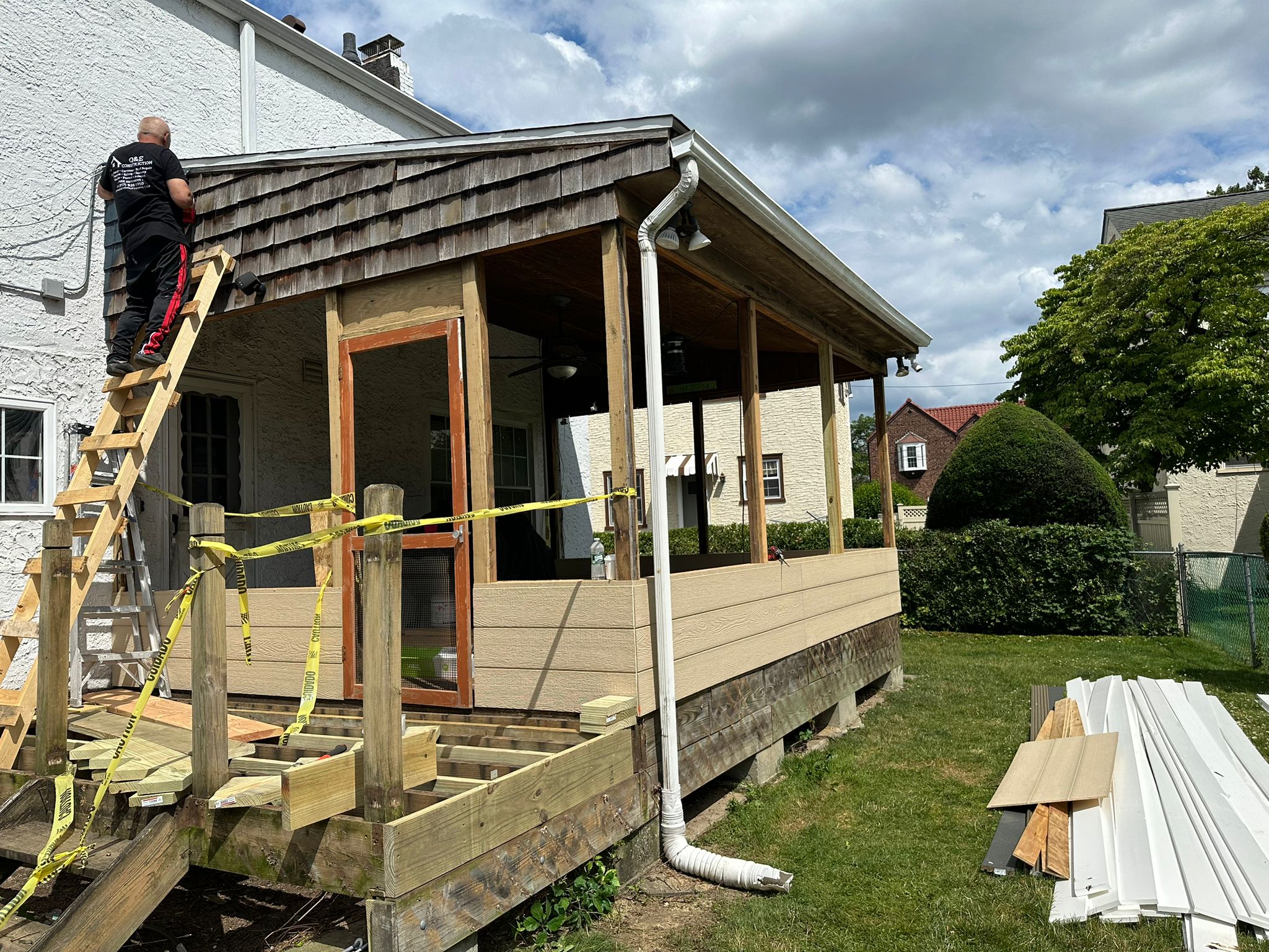 Screened In Porch - Image 10